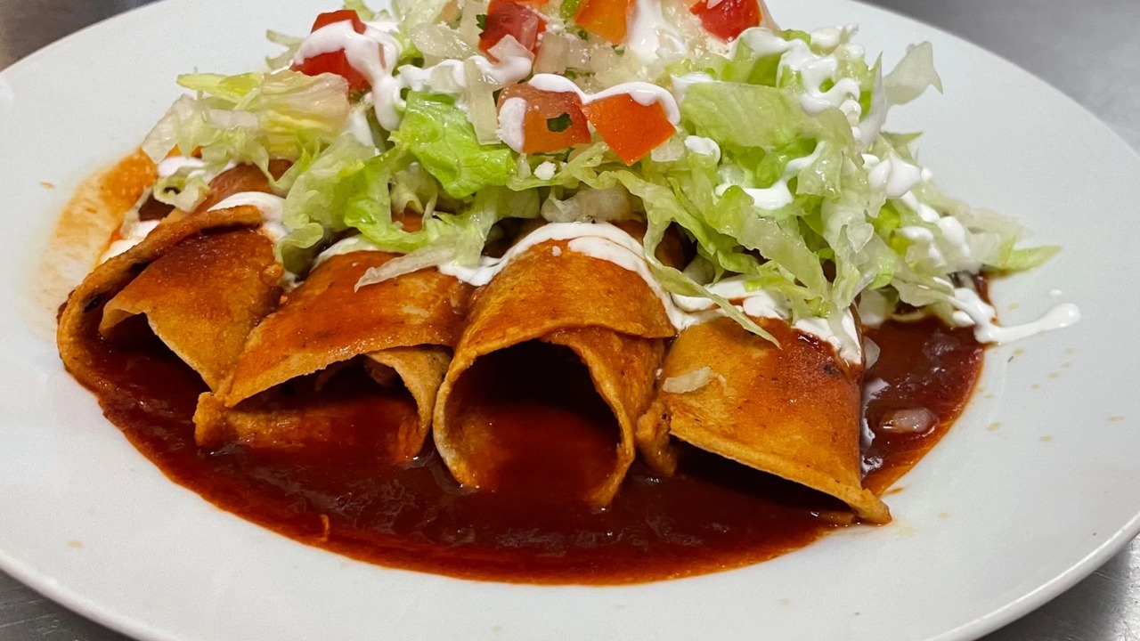 Enchiladas Rojas